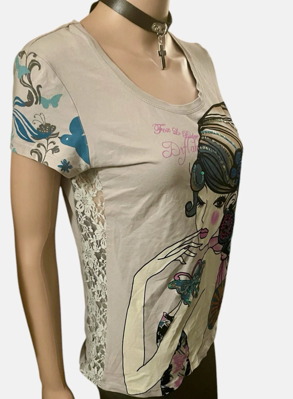 Custo Barcelona Women’s Vintage T-Shirt Y2K Custo Barcelona Rare Vintage Top Graphic Tee Size Medium