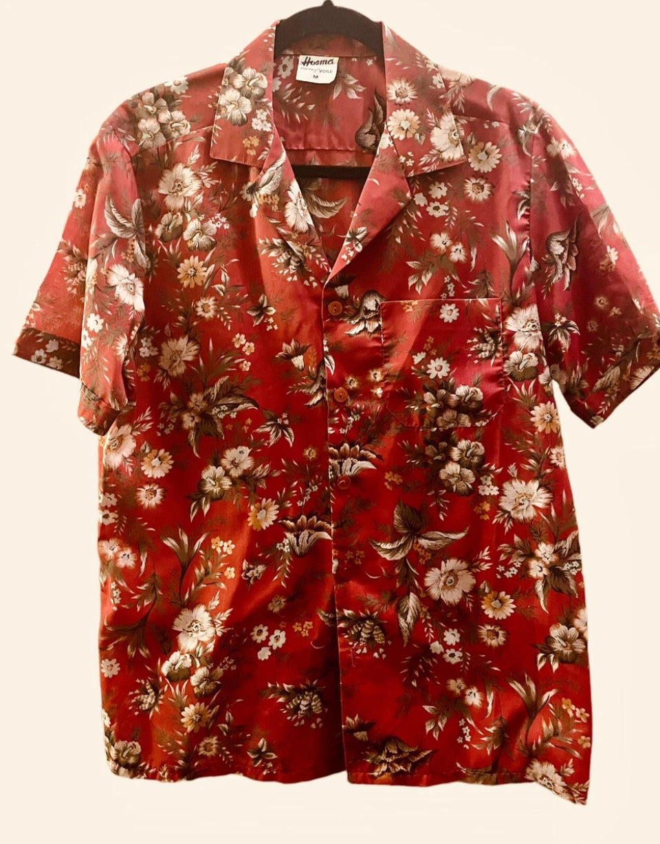 Vintage Hawaiian Shirt Men’s vintage 1970s Red Floral Print Short Sleeve Camp Collar Hosma Red Size Medium
