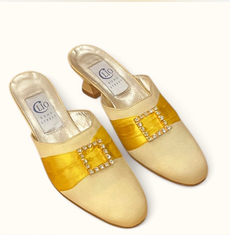 Vintage Shoes 1960s Kitten Heels Mules Clio Bond Street London Gold Satin Leather Shoes Diamond Buckle Retro Glam Size 6